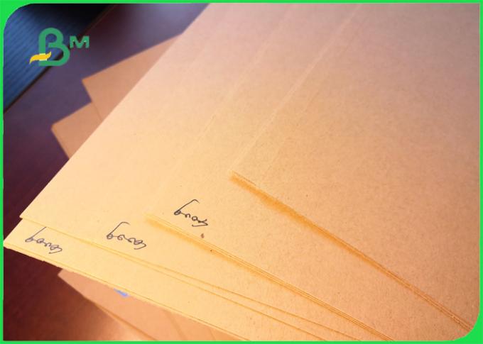 tablero reciclado certificado FSC del trazador de líneas de Kraft del rollo enorme de la pulpa 175gsm para la caja del cartón