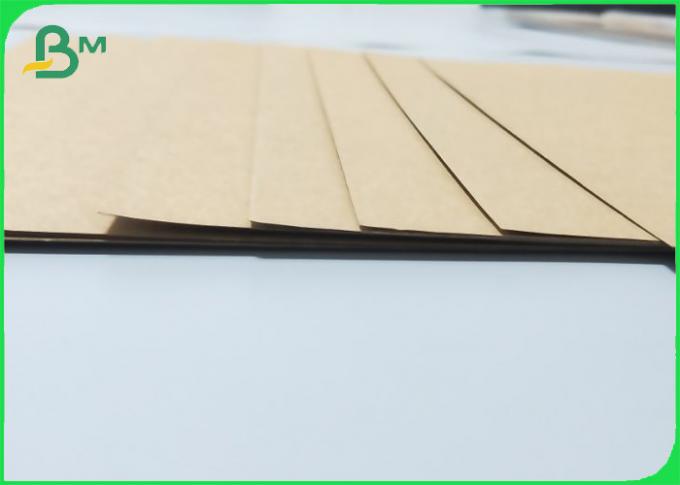 Tablero blanco a prueba de humedad del trazador de líneas de Brown Kraft de la pulpa de madera para hacer el cartón/la caja