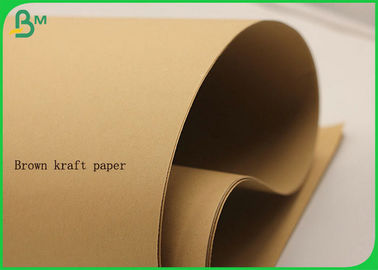 Rollo de encargo 400GSM del papel de Brown Kraft del tamaño para hacer el papel de la envoltura del regalo