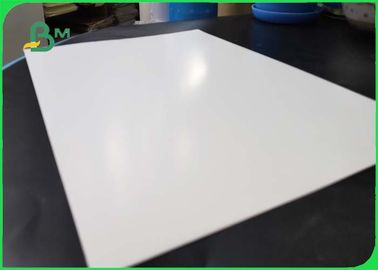 Buena blancura modificada para requisitos particulares tamaño del papel de marfil de la tiesura para la caja de la medicina