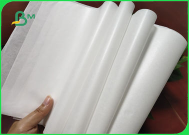 32 / el rollo blanco del papel FDA de 35/40grams MG Kraft que empaqueta para embalar salta