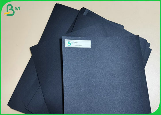 250gsm reciclable 300gsm Matte Black Paper Board Sheets para el empaquetado del regalo