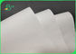 Resma de papel impermeable a la grasa biodegradable de 35gsm 38gsm para el empaquetado de la hamburguesa