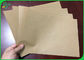 Rollo de papel sin recubrimiento reciclado de 70GSM Brown Kraft para hacer el sobre