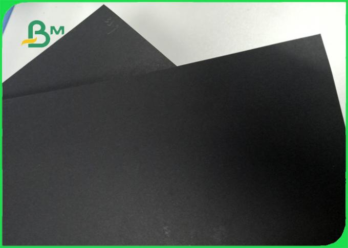 Recicle la pulpa 300 - cartón duro del buen del tirón 400gsm negro de la tiesura para el calendario de escritorio