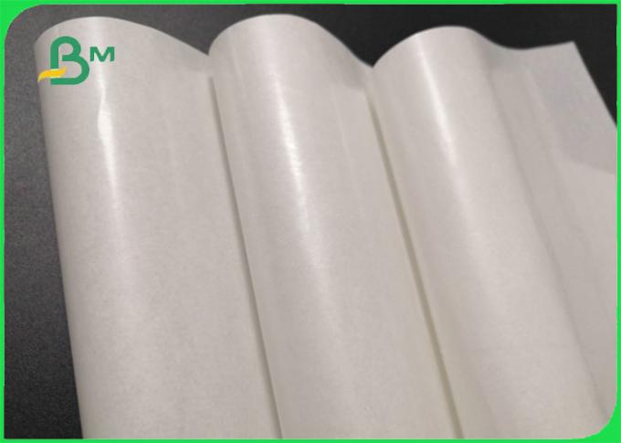 40gsm+10g PE cubrió el papel de Kraft blanco para el paquete 220m m impermeables a la grasa de la vela