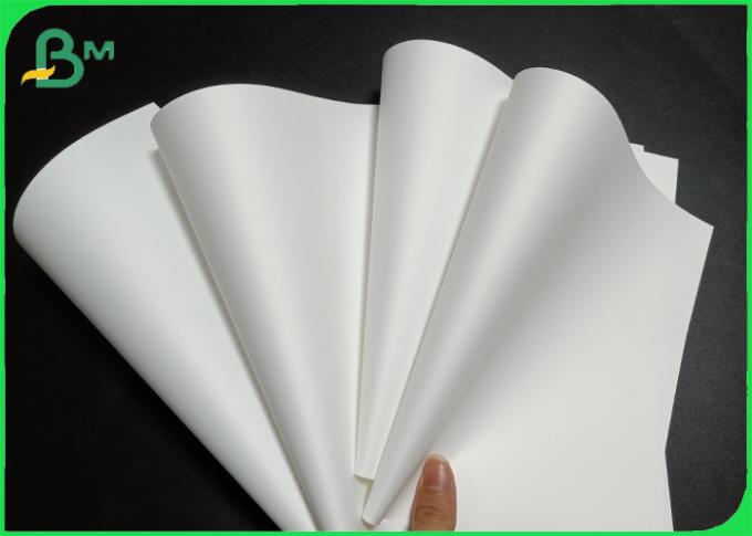 papel sintético blanco de la prenda impermeable de 100um 130um para la impresión del cartel