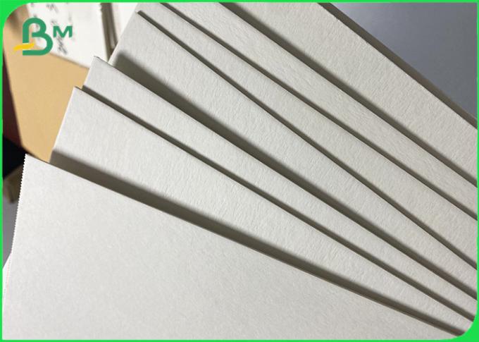 Papel blanco del papel secante del absorbente de la alta tiesura 0.4m m 0.6m m 0.7m m para los prácticos de costa