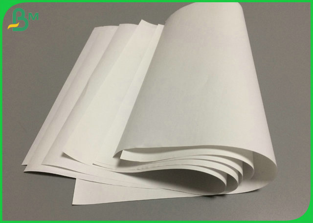 rollo de papel termal blanco del rollo 65GSM 70GSM 80GSM de 35Inch 47Inch para la etiqueta de la logística