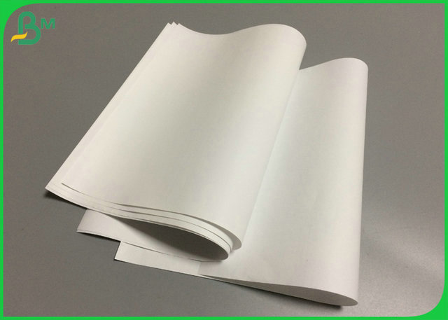 rollo de papel termal blanco del rollo 65GSM 70GSM 80GSM de 35Inch 47Inch para la etiqueta de la logística