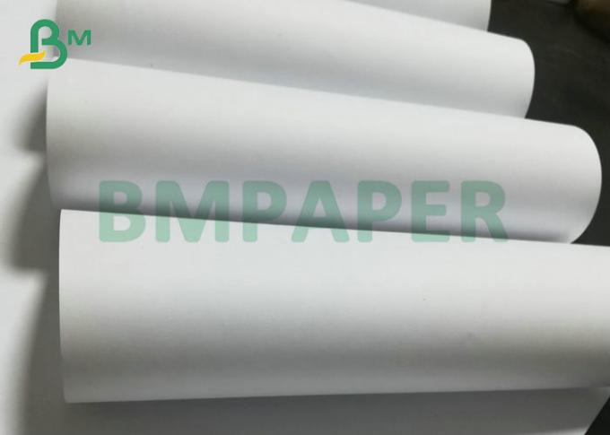 la anchura 55gsm de 1000m m compensó el rollo enorme de papel para las páginas internas del libro