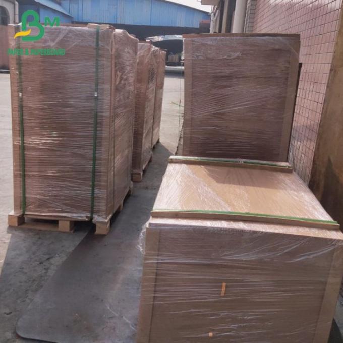 Tome hacia fuera encajona 300gsm papel sin blanquear de Kraft Brown para los envases de comida 0