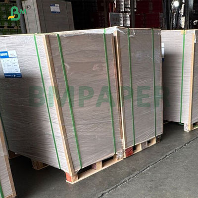 Papel Kraft Negro de 110 g/m² 100% Pulpa Virgen para la Fabricación de Tarjetas