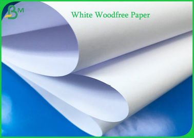 pulpa de madera 100% Woodfree del papel de 55g 60g 70g 80g de la Virgen blanca del rollo para el libro de ejercicio
