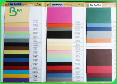El FSC rosado/el papel de copia del verde 70g 80g modificó el papel para requisitos particulares colorido hoja de 70 del x 100cm
