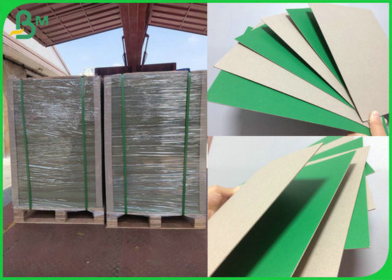 cartón laqueado verde laminado 1.6m m de 1.4m m para archivar fabricación de cajas