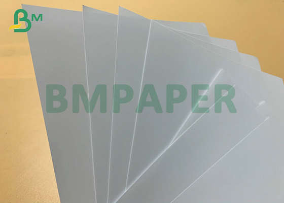 el papel brillante de 150gsm 200gsm Couche para el calendario pagina la impresión en offset