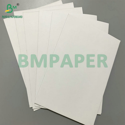 1 mm 2 mm Blanco de arriba Blanco de atrás Tablero laminado de superficie sin madera Cartón