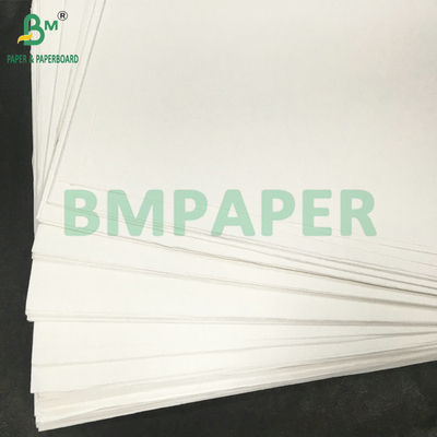 Pulpa de madera de 50 gm 60 gm de papel kraft blanco alto para bolsas de embalaje