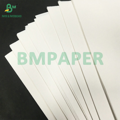 Pulpa de madera de 50 gm 60 gm de papel kraft blanco alto para bolsas de embalaje