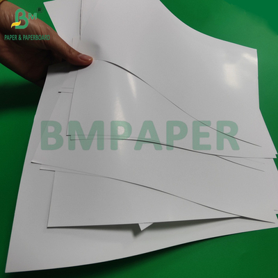 Papel C2S digital de doble cara brillante de 80 libras y 120 gramos para folletos de 450 x 320 mm