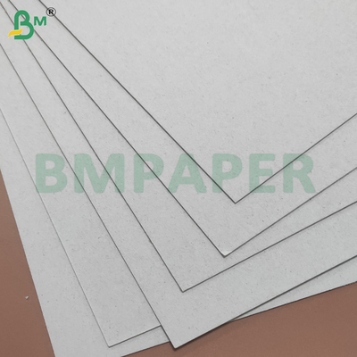 2 mm 700 * 1000 mm de cartón gris rígido de pasta reciclada para caja de regalos