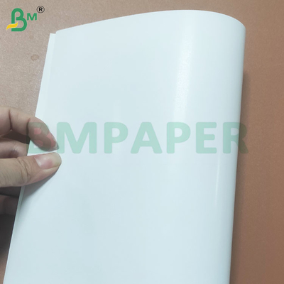 Hojas de papel artístico brillante de dos lados de 130 gramos para carteles en reams