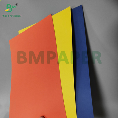 80gm 110gm Papel Bristol de color sin recubrimiento para artesanía escolar 61 x 86cm