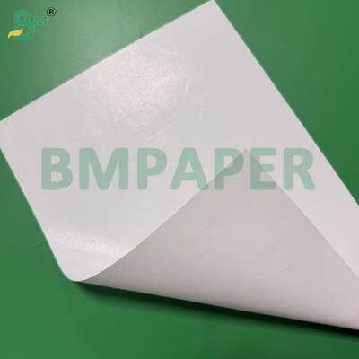 Papel blanco de alta resistencia al húmedo para envases de bebidas Papel de etiqueta de cerveza recubierto de una sola cara