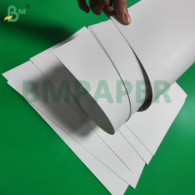 325 gramos de cartón blanco de ampollas para envases electrónicos de alta blancura 22' x 34'