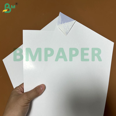 76cm Ancho 300gm 320gm Tablero blanco Papel azul para jugar a las cartas
