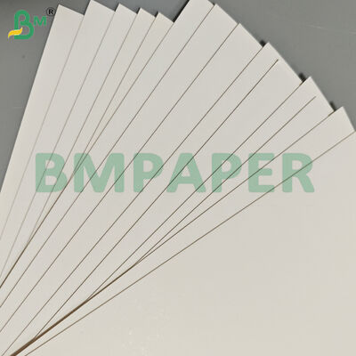 Cartulina de papel blanco SBS de alta rigidez y 350 g/m², estucada por una cara