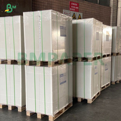 Papel de doble cara con acabado brillante de tablero de cartas de juego de núcleo negro 300 gm 310 gm