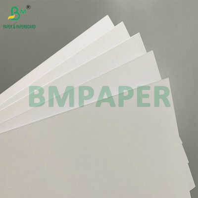 Papel offset sin revestimiento de madera de gran volumen 350 gm 400 gm para portadas de libros
