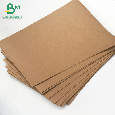 El papel Rolls Testliner de Brown Kraft recicló el tablero 200gsm del trazador de líneas