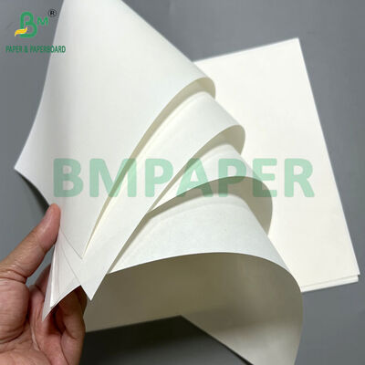 Papel Kraft blanco sin recubrimiento de 150 gm 180 gm para bolsas de compras de 90 cm 100 cm