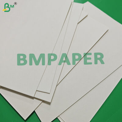 0.7 mm 0,9 mm Papel de línea de almohadilla de absorción sin recubrimiento para calderas de bebidas 70 x 100 cm