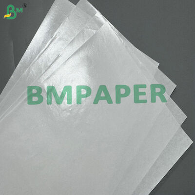 Rollo de papel recubierto de grado alimenticio de 40 g/m² de papel Kraft laminado de PE resistente al agua y a la grasa para envases de cubiertos termosellables
