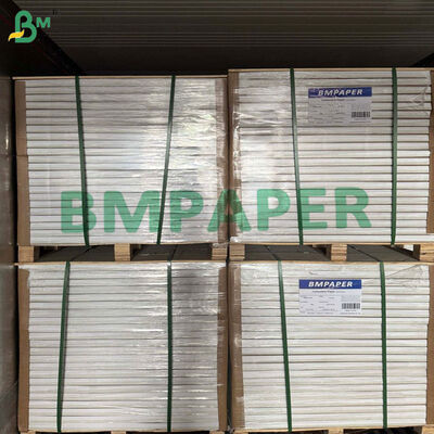 300 gm + 15 PE Papel antiengrasamiento para la fabricación de alimentos 594 x 841 mm
