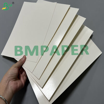 300 gm + 15 PE Papel antiengrasamiento para la fabricación de alimentos 594 x 841 mm