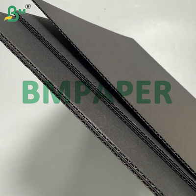 Láminas Corrugadas E Flute de Color Negro de 1.75 mm de 43 Pulgadas por 28 Pulgadas
