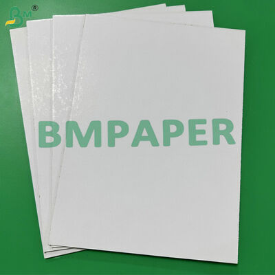 CARTÓN BLANCO REVESTIDO DE 1,0 MM 1,5 MM GROSOR PARA FABRICACIÓN DE CAJAS, ENCUADERNACIÓN, APLICACIONES DE MONTAJE