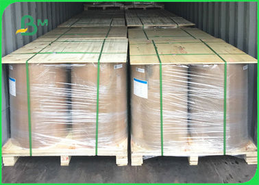 Enrollamiento de cartón de recubrimiento Kraft sin blanquear de 126 gramos a 440 gramos de color marrón