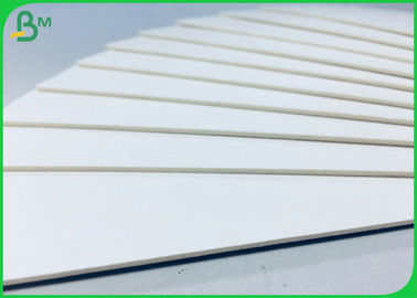 Papel absorbente blanco de 1,8 mm 100% de pulpa pura para hacer una plataforma baja