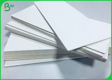 Papel absorbente blanco de 1,8 mm 100% de pulpa pura para hacer una plataforma baja