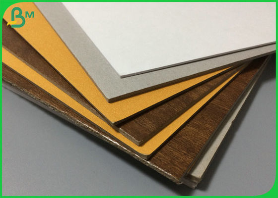 Hoja de cartón de color de 2,0 mm y 2,5 mm de alta rigidez para la fabricación de material de caja