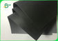 Eco - tablero de papel del negro amistoso de 300GSM 350GSM para la invitación de la boda
