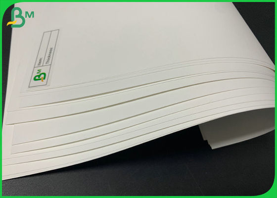 Rasgón - papel sintético de los PP de la prueba para la prenda impermeable el 100μM el 130μM de Lables