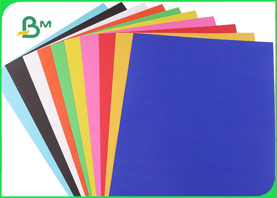 Papel de papel de tarjetas coloreado sin recubrimiento A4 para la artesanía 150gsm 180gsm