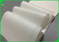 Temperatura alta de papel impermeable a la grasa de la categoría alimenticia del rollo 31GSM resistente